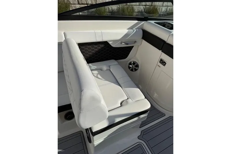  Yacht Photos Pics 2019 Sea Ray SDX 290 Outboard interior with white seating and modern design.