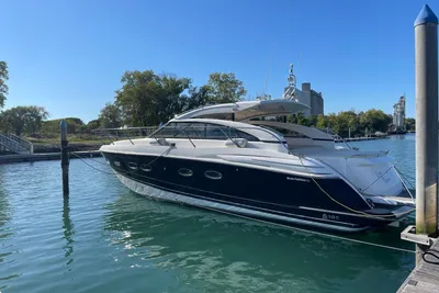2012 Princess V42
