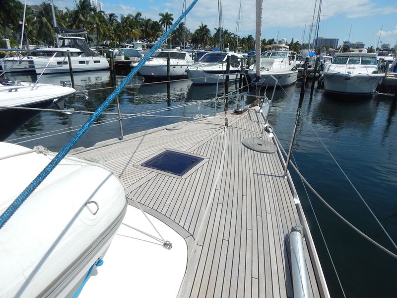 2017 Beneteau Sense 57