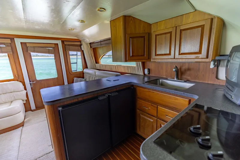 Trigger Happy Yacht Photos Pics 2002 Luhrs 40 Convertible- Trigger Happy- Galley