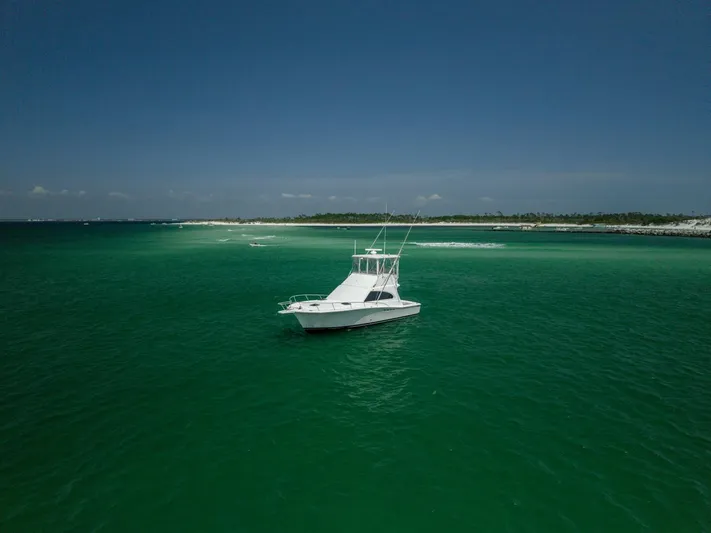 Trigger Happy Yacht Photos Pics 2002 Luhrs 40 Convertible- Trigger Happy
