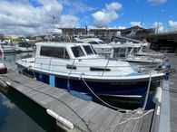 2001 Mitchell 31 MKIII Offshore Cruiser Boat