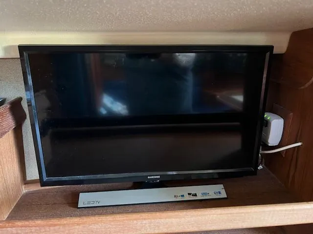  Yacht Photos Pics Samsung LED TV inside a 1999 Island Packet 380 yacht interior.