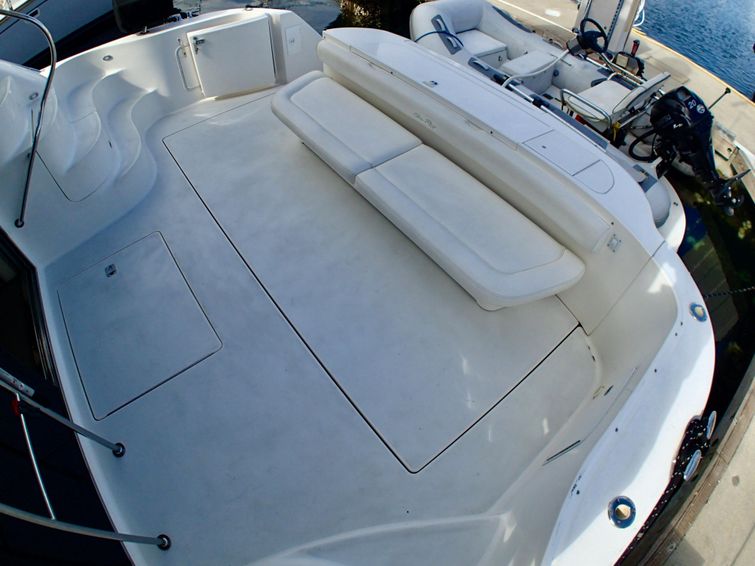 2001-56-sea-ray-sedan-bridge