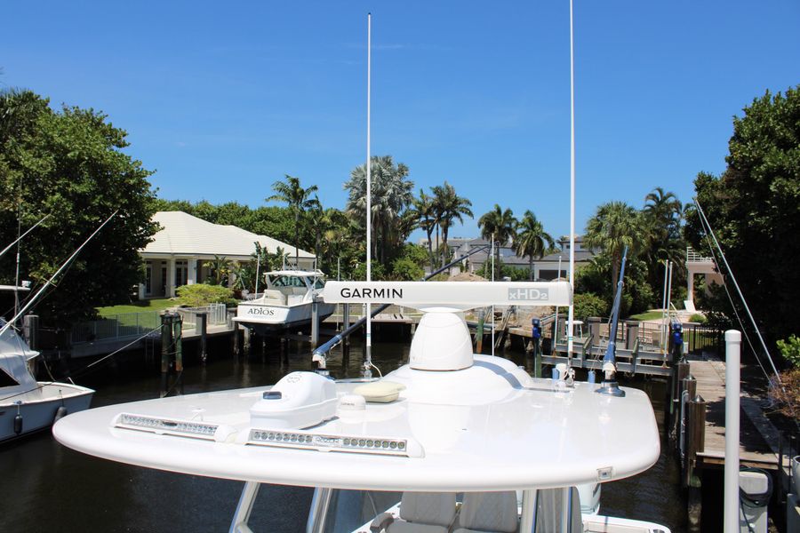 2021 Valhalla Boatworks V-33 Center Console