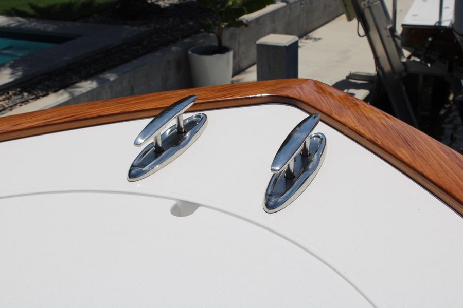 2021 Valhalla Boatworks V-33 Center Console