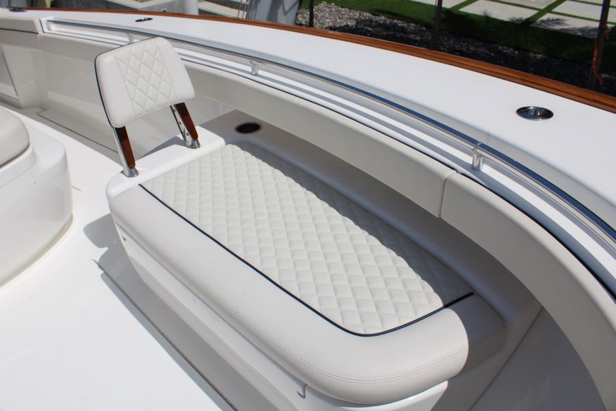 2021 Valhalla Boatworks V-33 Center Console