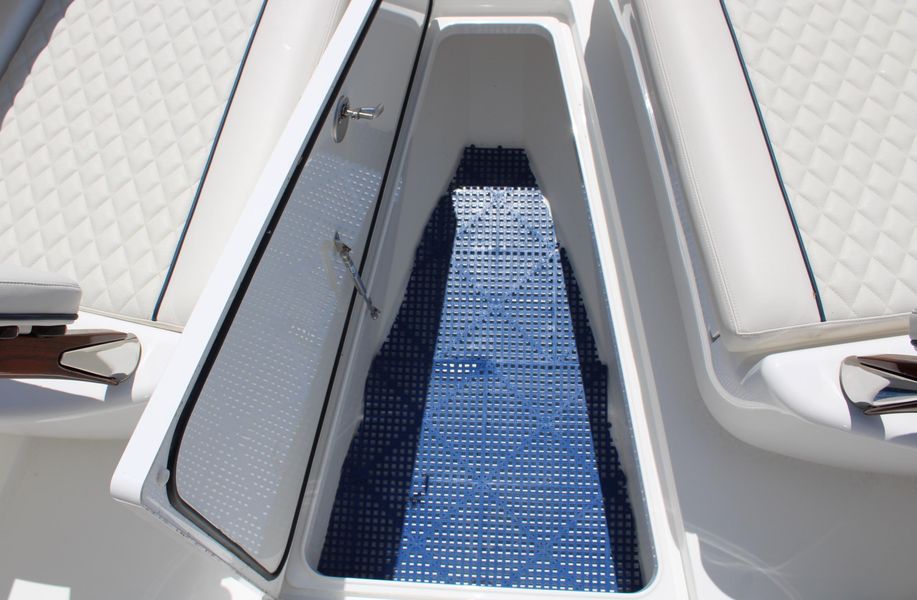 2021 Valhalla Boatworks V-33 Center Console