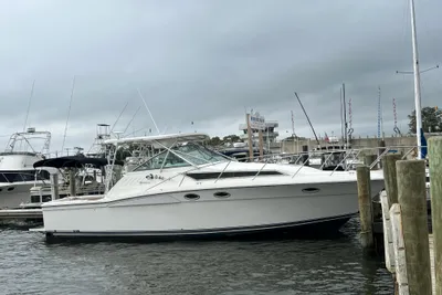 Wellcraft 330 Coastal