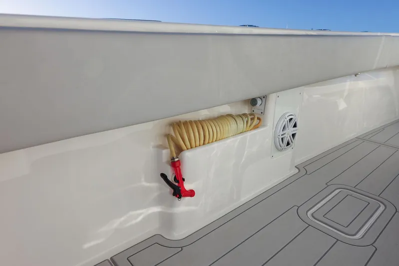 Waymaker Yacht Photos Pics 