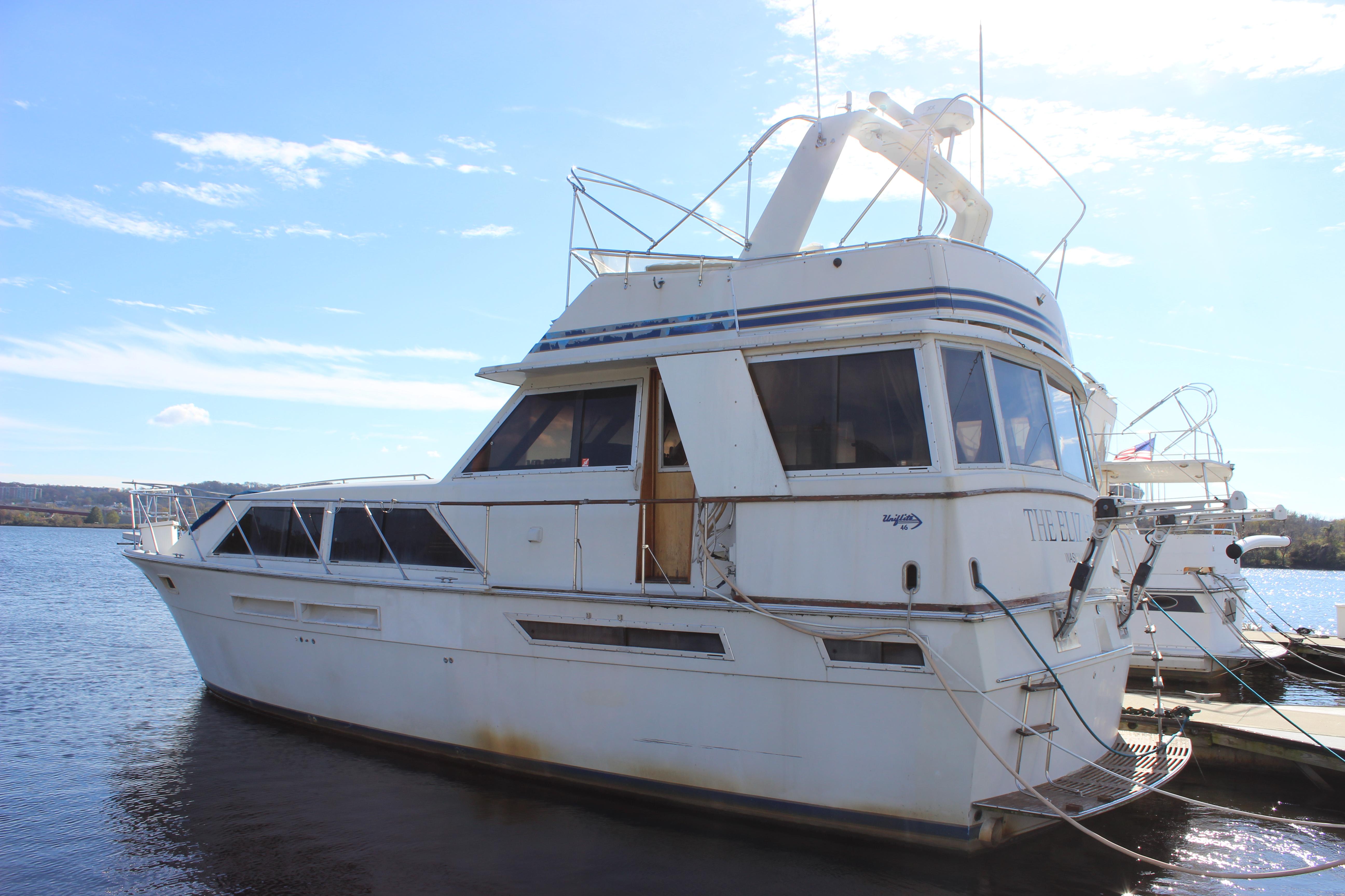 1982 Uniflite 460 Motor Yacht, Daytona Beach Florida 