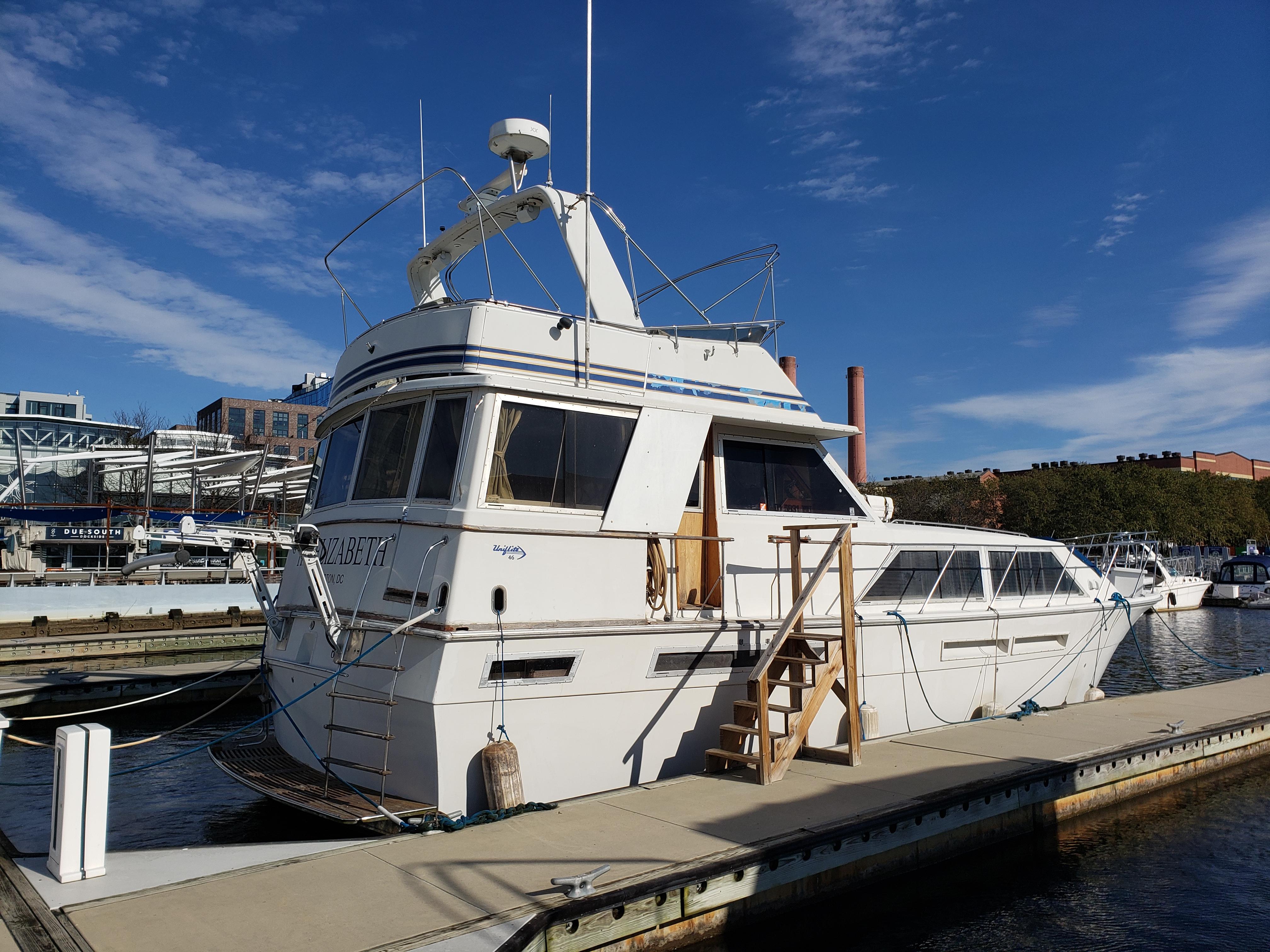 1982 Uniflite 460 Motor Yacht, Daytona Beach Florida 