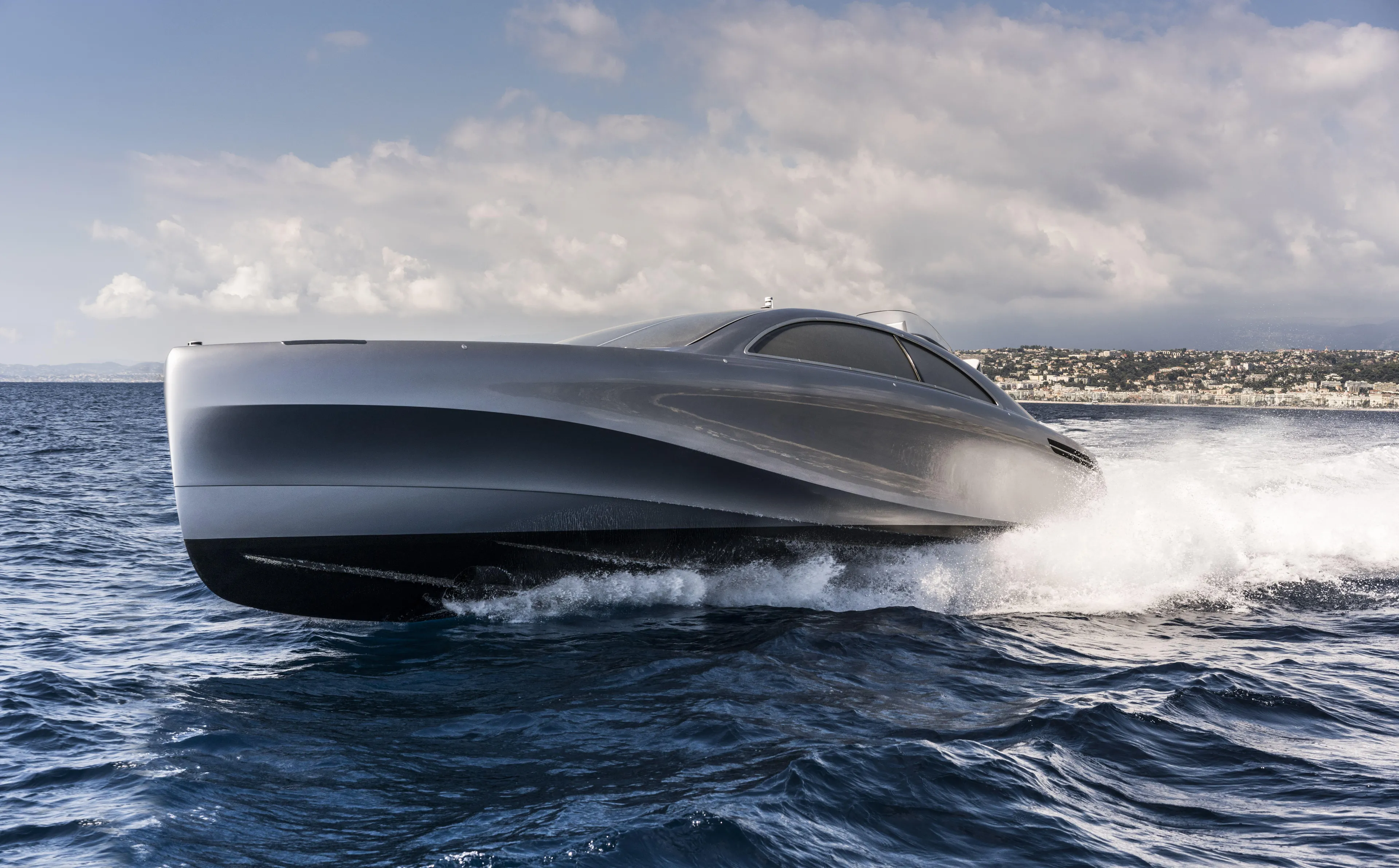 Mercedes Yacht Photos Pics 2022 Silver Arrows Marine Arrow 460 GT yacht cruising on open water.