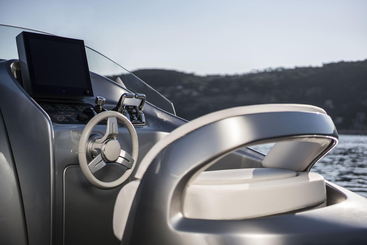 2022 Silver Arrows Marine 48 