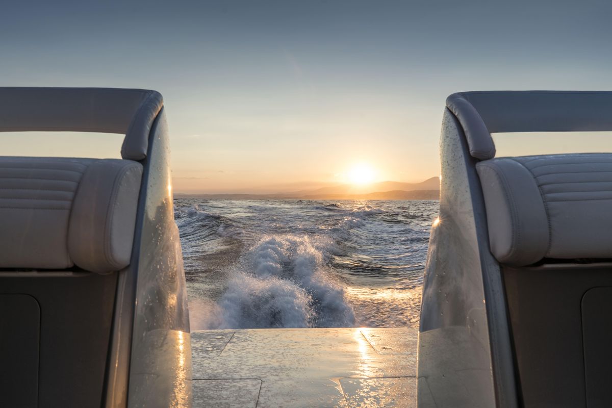 2022 Silver Arrows Marine 48 