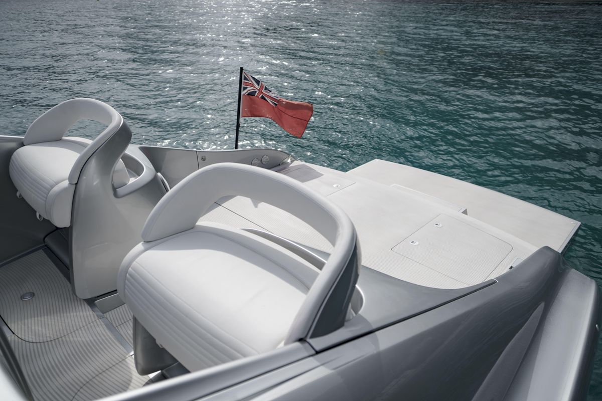 2022 Silver Arrows Marine 48 