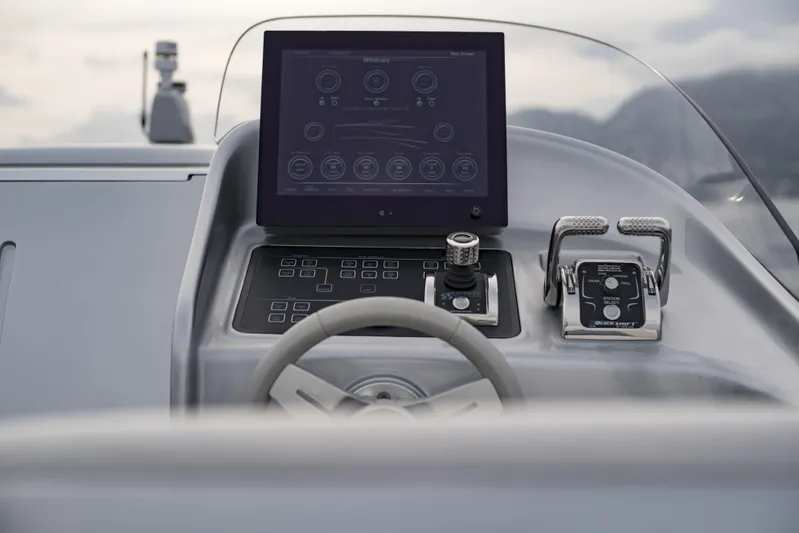 Mercedes Yacht Photos Pics Cockpit of 2022 Silver Arrows Marine Arrow 460 GT with modern controls and touchscreen display.