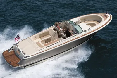 Chris-Craft Launch 28