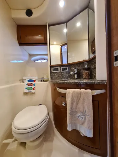 Marcello Yacht Photos Pics Luxurious 2008 Sea Ray Sundancer bathroom with modern fixtures and elegant design.