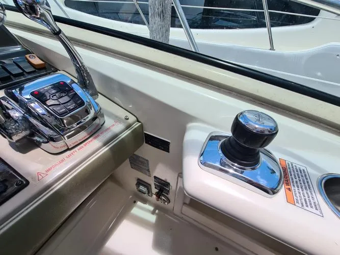 Marcello Yacht Photos Pics 2008 Sea Ray Sundancer helm controls with joystick and throttle.