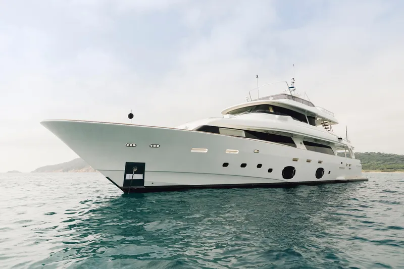 Centurion Yacht Photos Pics Ferretti Custom Line Navetta 33  CENTURION  For Sale