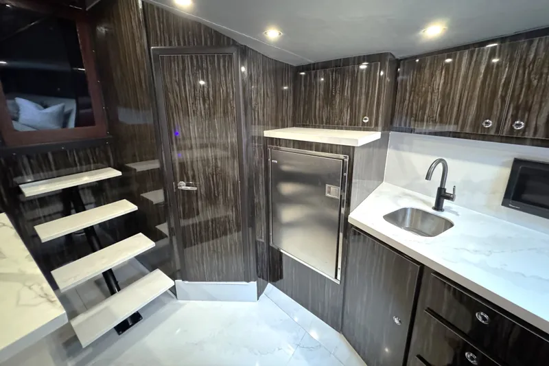 Sea Dweller Yacht Photos Pics 