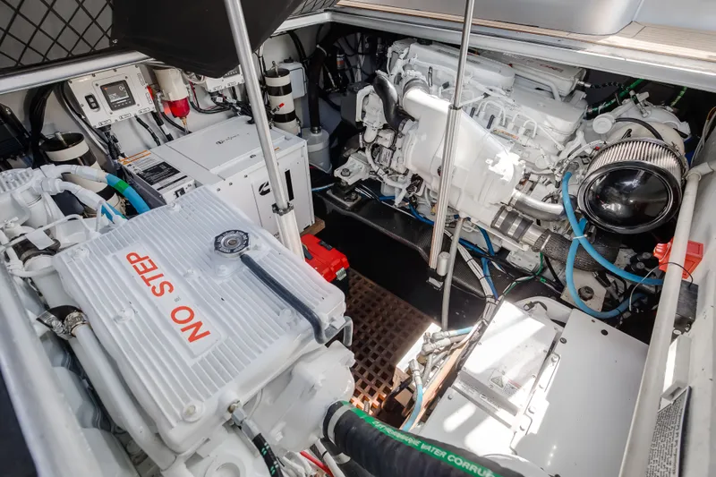 Sea Dweller Yacht Photos Pics 