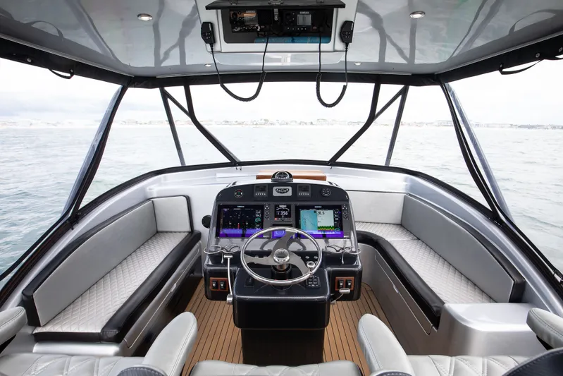 Sea Dweller Yacht Photos Pics 