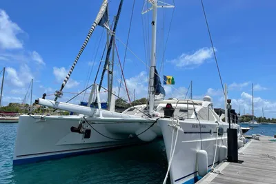 2005 Catana 582