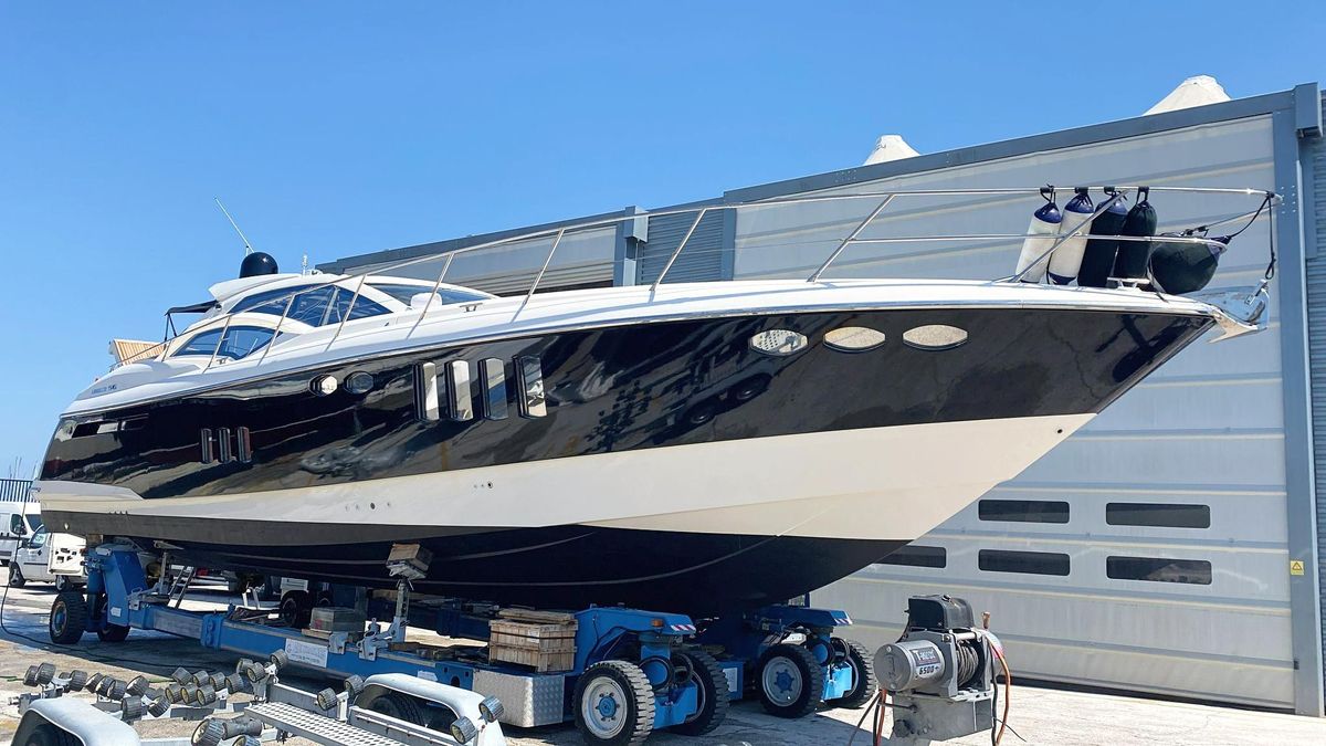 2008 Absolute 56 