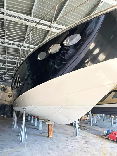  Yacht Photos Pics Luxury yacht Absolute 56, 2008 model, stored indoors on supports.