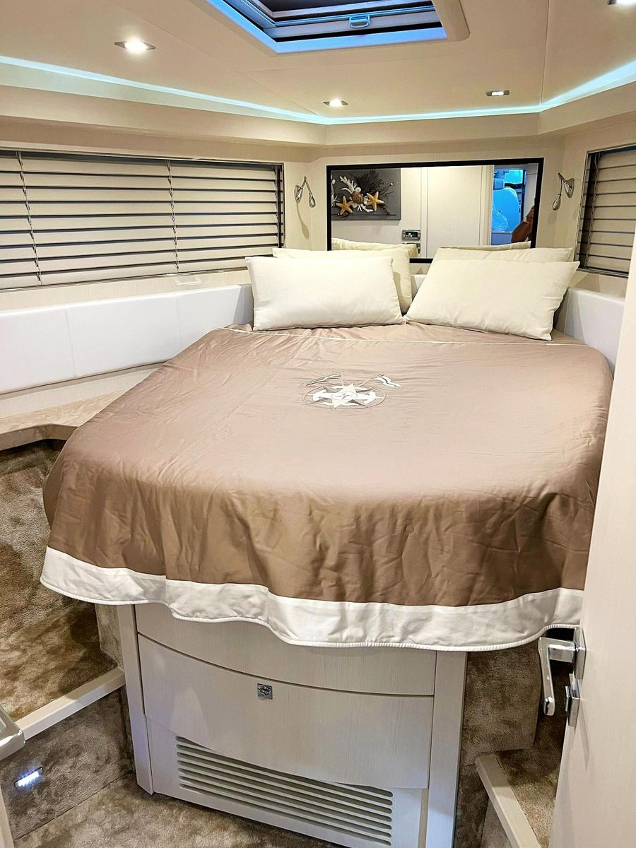 2008 Absolute 56 