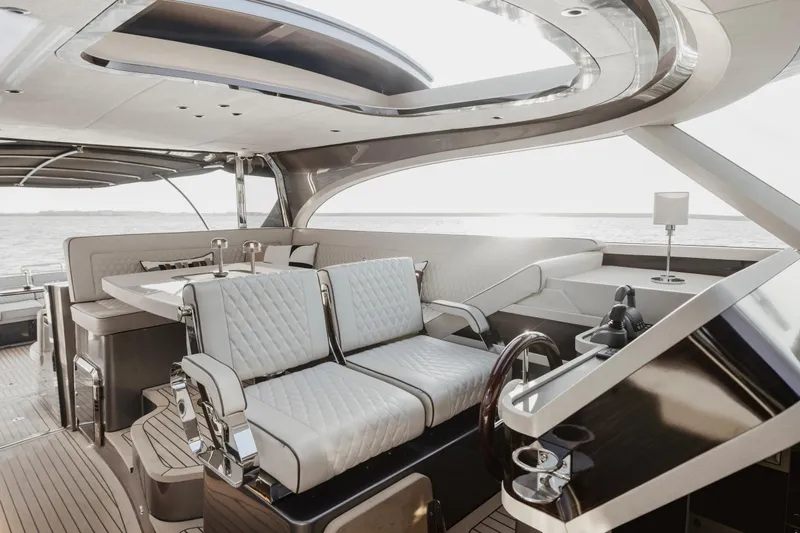 Baateaux Yacht Photos Pics Luxurious interior of 2024 Zeelander 5 yacht with elegant seating and modern design.
