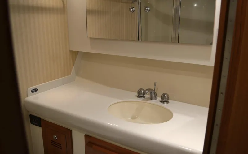 Romy III Yacht Photos Pics 