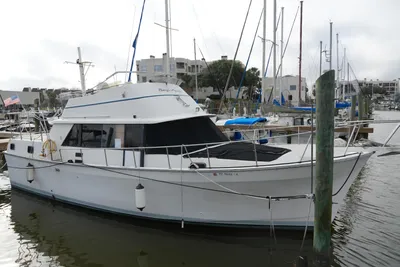 Mainship 400 Trawler