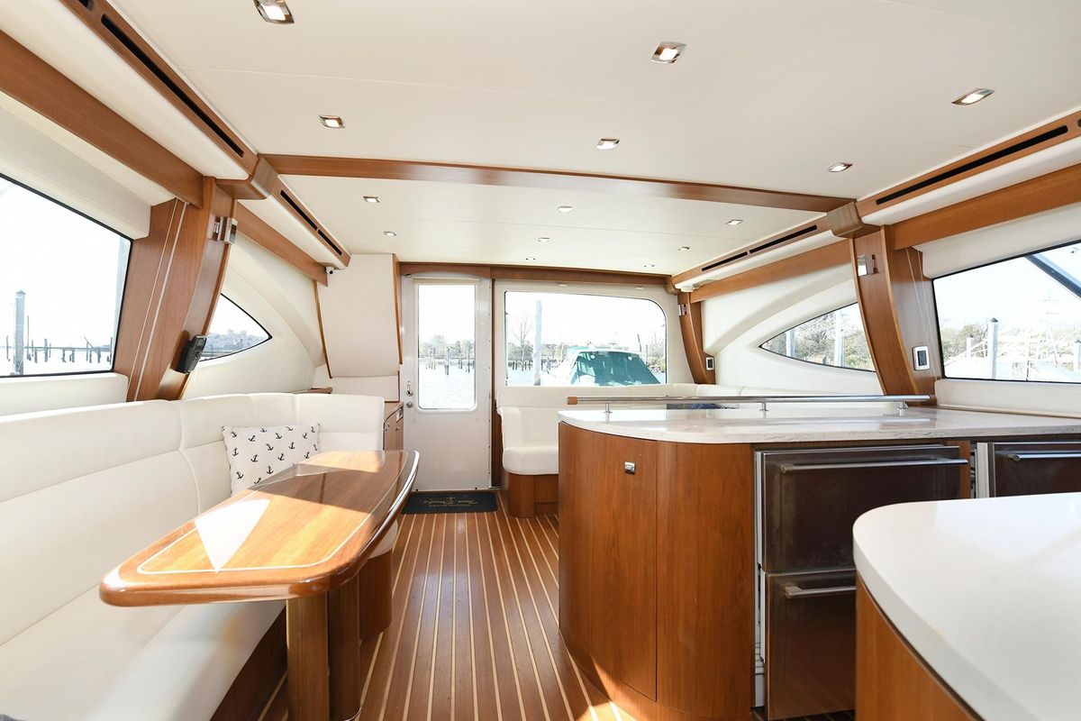2015 Tiara Yachts 48 