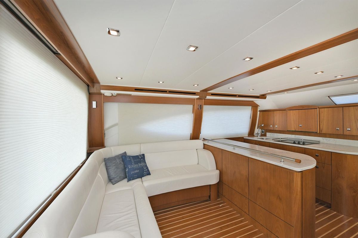 2015 Tiara Yachts 48 