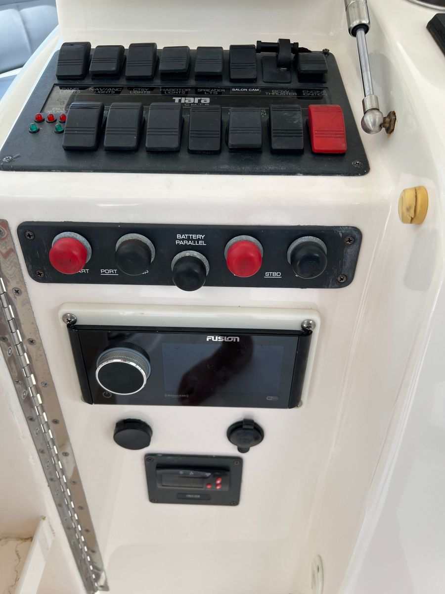 2015 Tiara Yachts 48 
