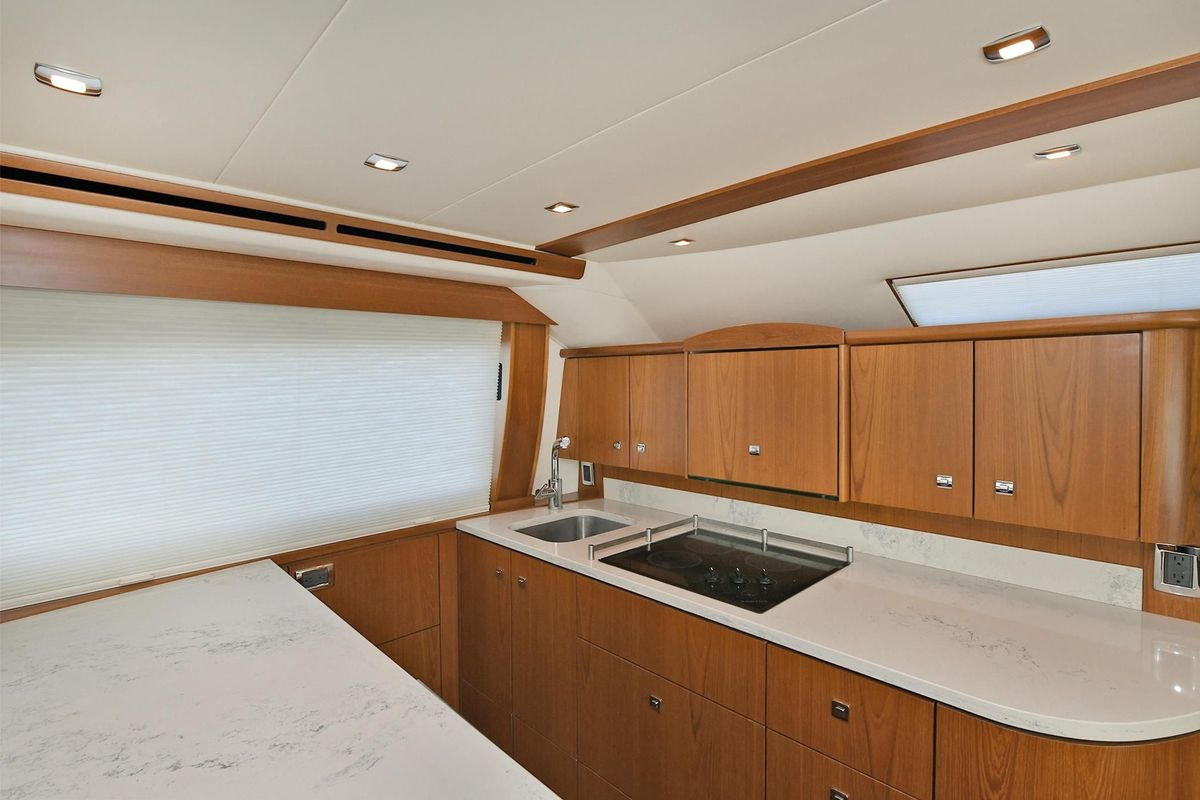 2015 Tiara Yachts 48 