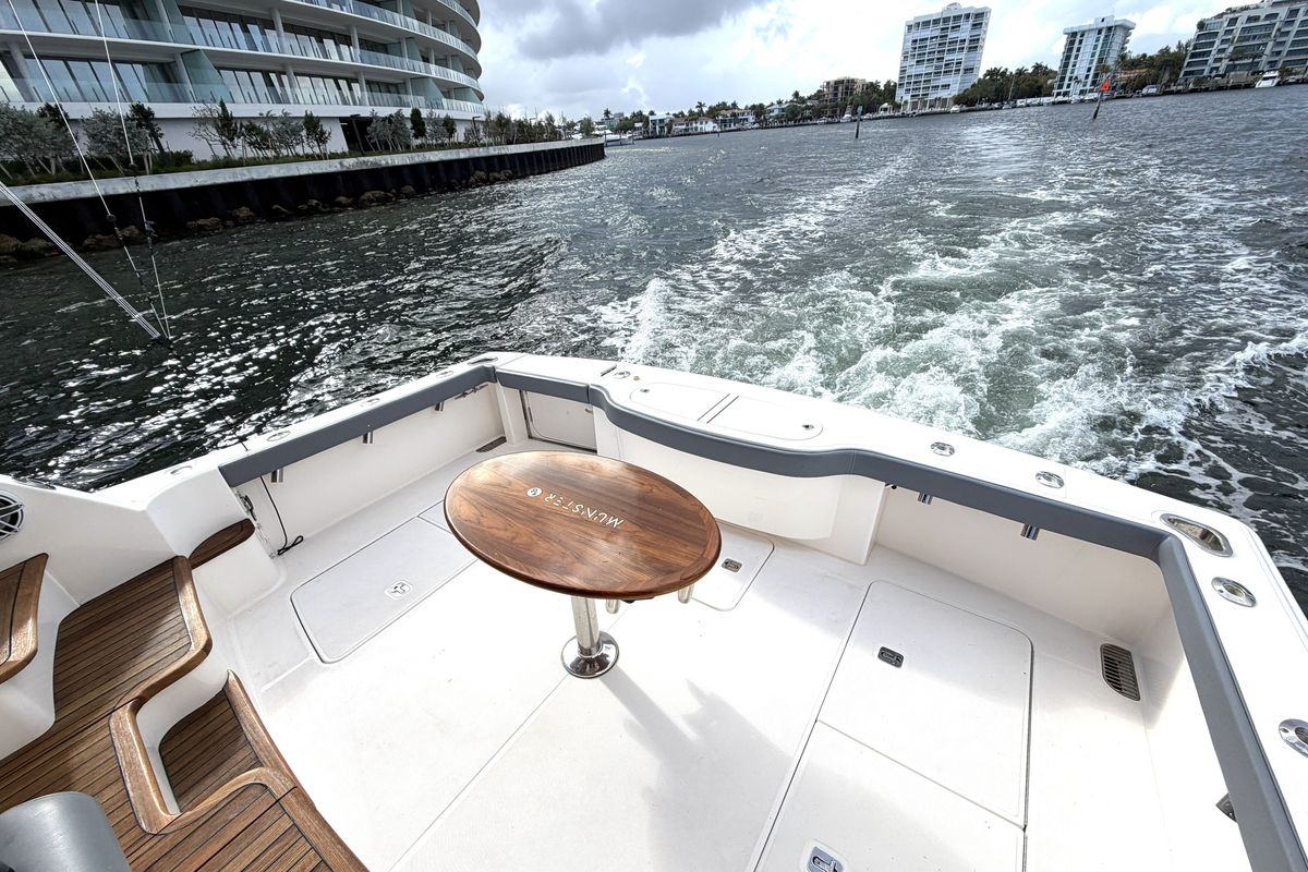 2015 Tiara Yachts 48 