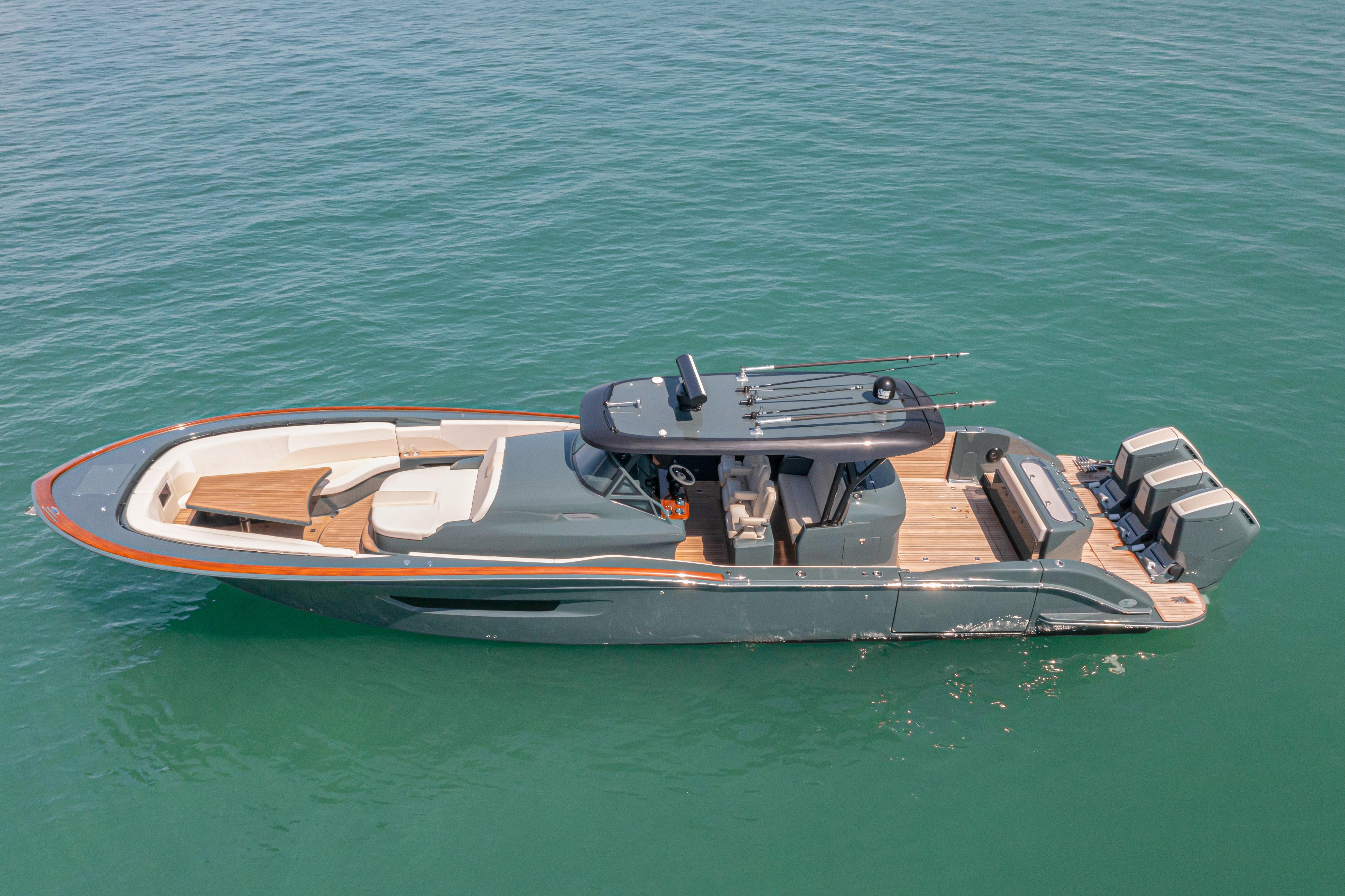 Meet the New 46-Foot Sportfishing Boat, Buddy Davis 46 Center Console