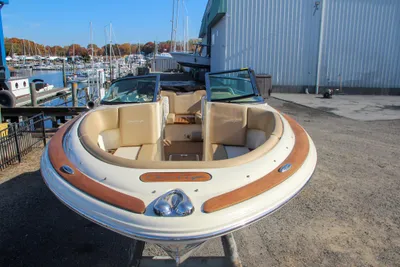Chris-Craft Launch 22