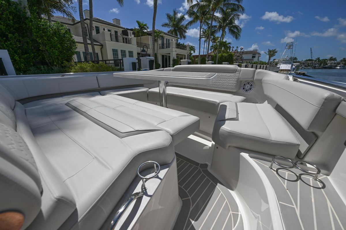 2023 Tiara Yachts 48 