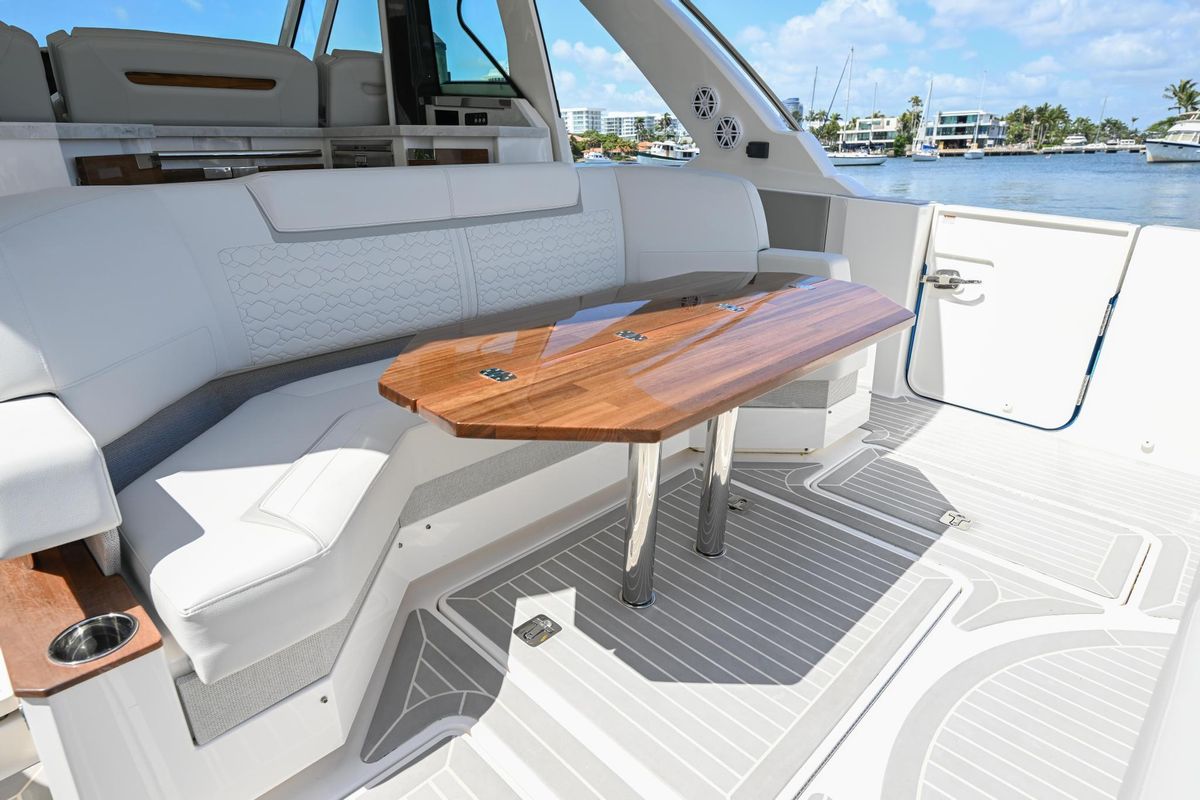 2023 Tiara Yachts 48 