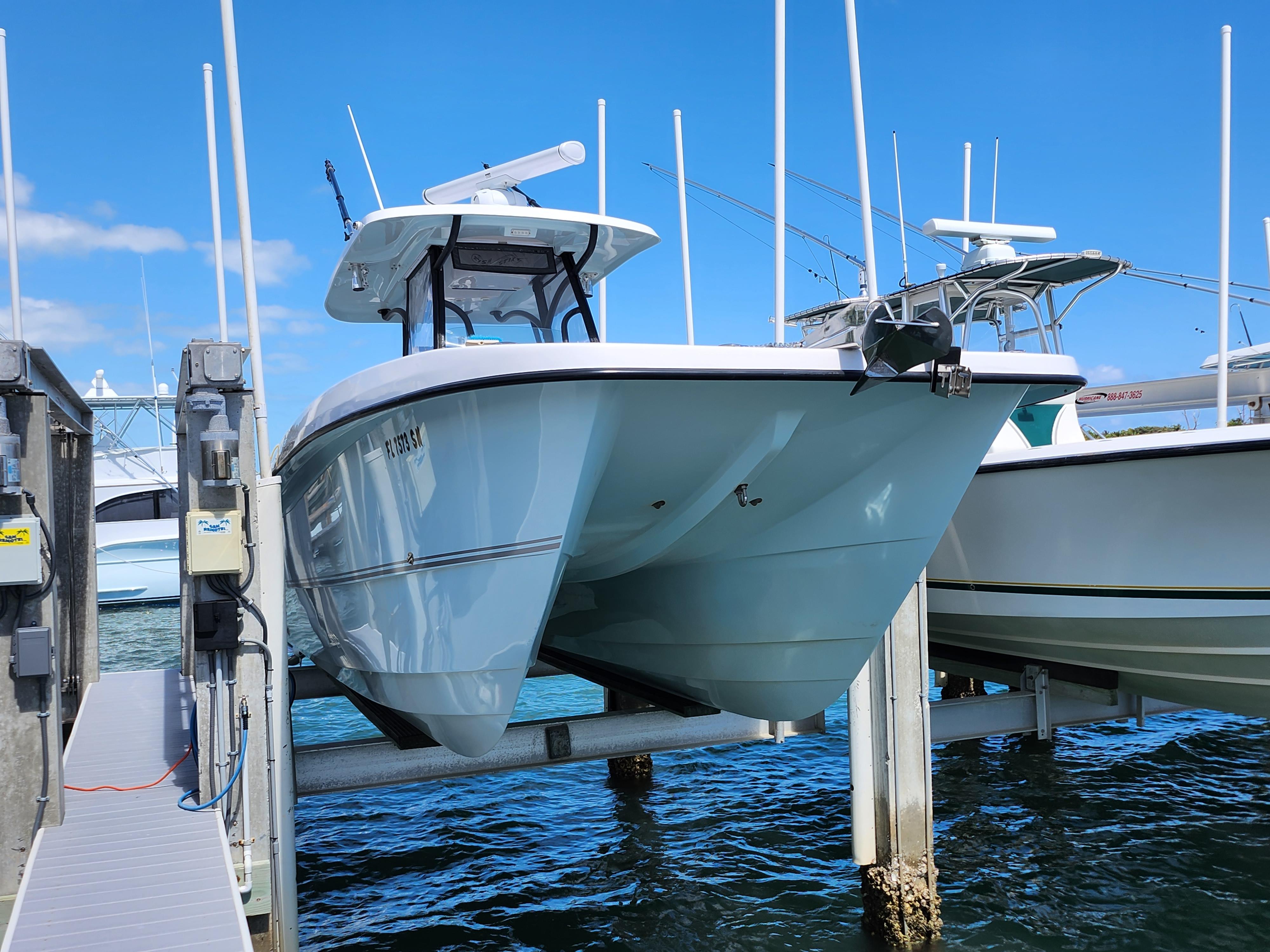 2020 Twin Vee 310 CC GF Center Console for sale - YachtWorld