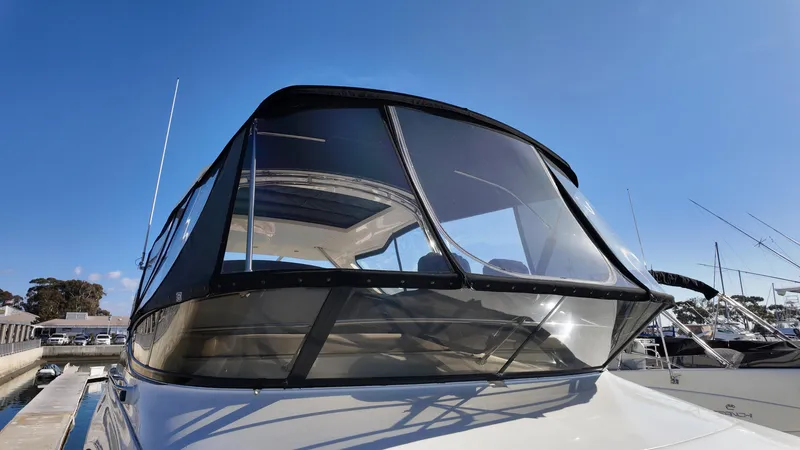  Yacht Photos Pics 2018 Sea Ray Fly 510 yacht with sleek design at marina.