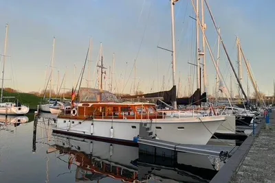 1980 Super Van Craft 12.60