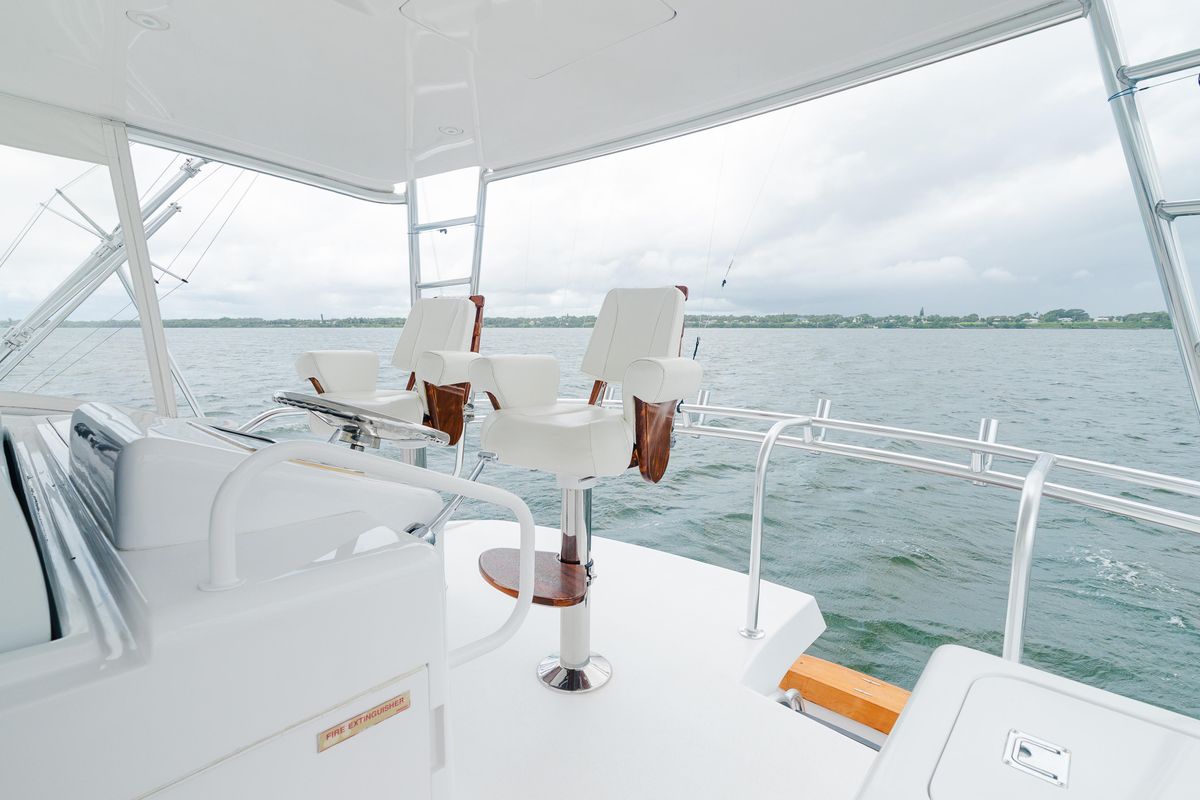 2005 Hatteras 60 