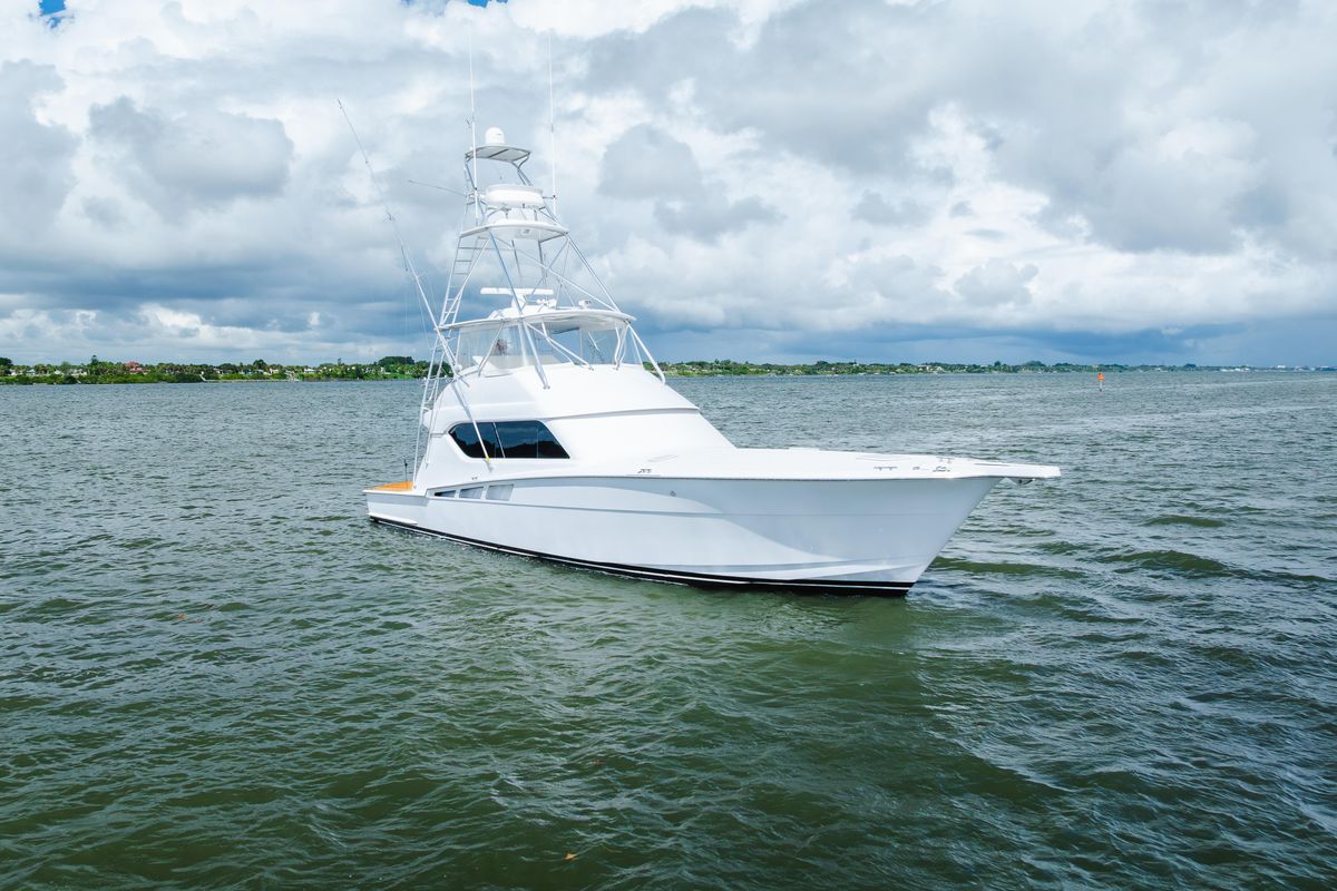 2005 Hatteras 60 