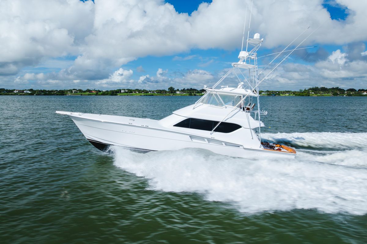 2005 Hatteras 60 